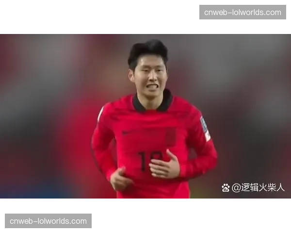 李刚仁的精准传中配合金玟哉的头球，将是韩国队重要的常规得分武器。